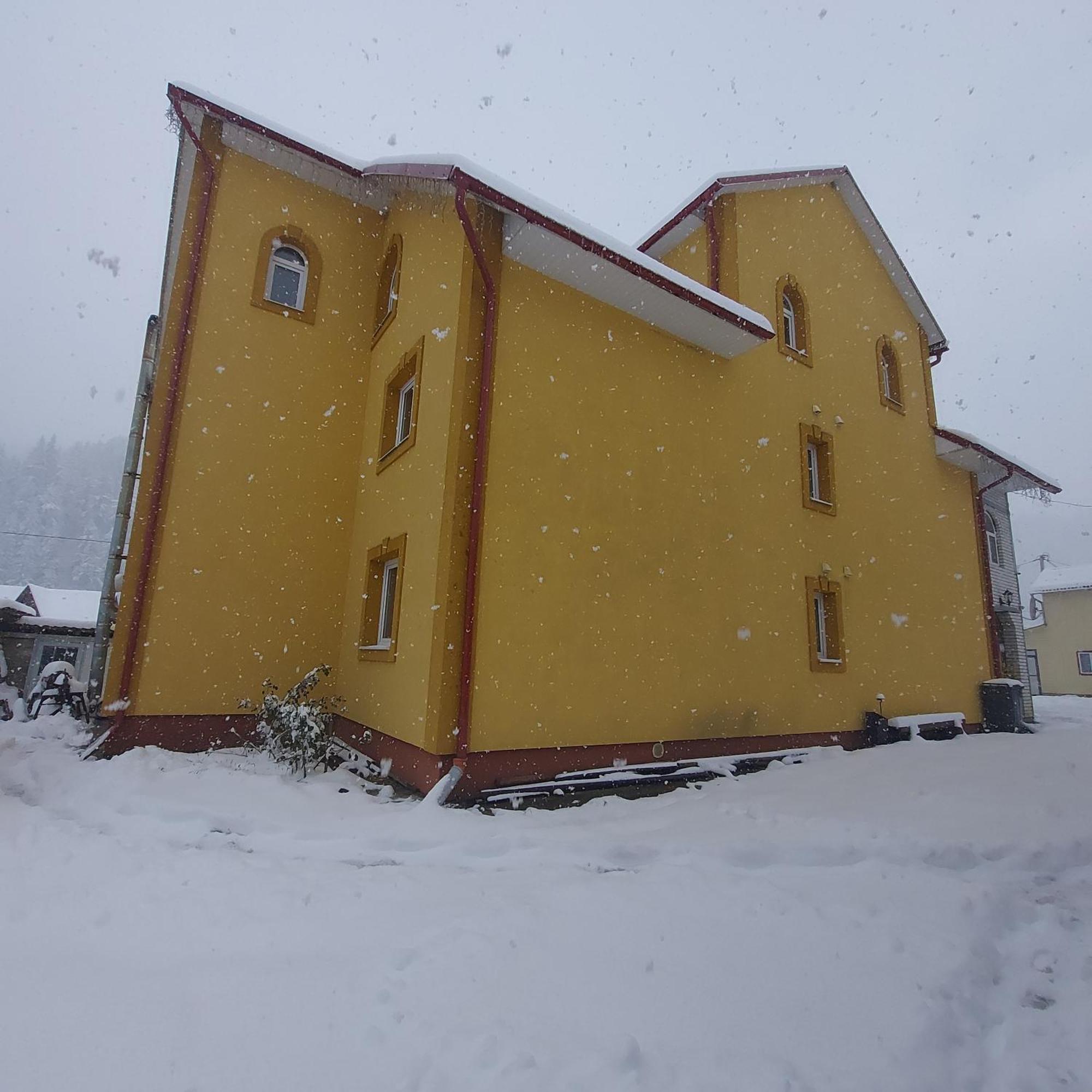 "Як Вдома" Буковель Hotel Luaran gambar